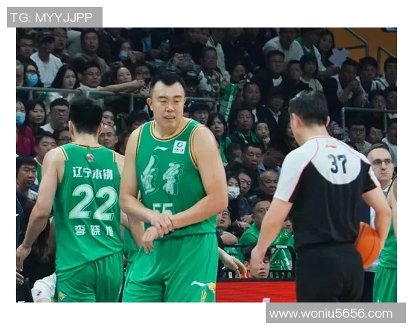 韩德君的篮球生涯回顾与未来展望：从青涩少年到CBA传奇巨星